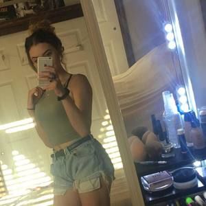 Meet your Posher, Tanya